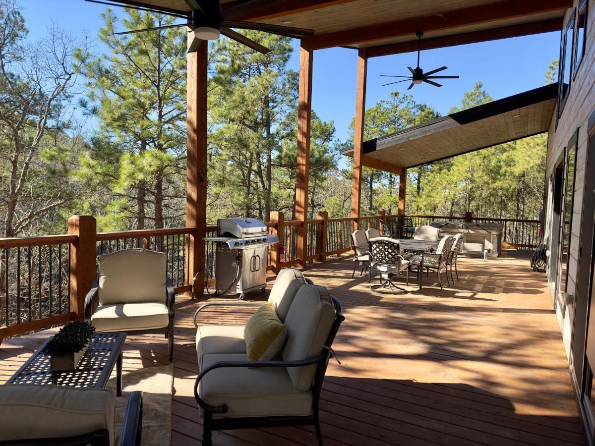 New Luxury Cabin, Hot Tub, Forest Views,Hotel Style Amenities 布罗肯鲍 外观 照片