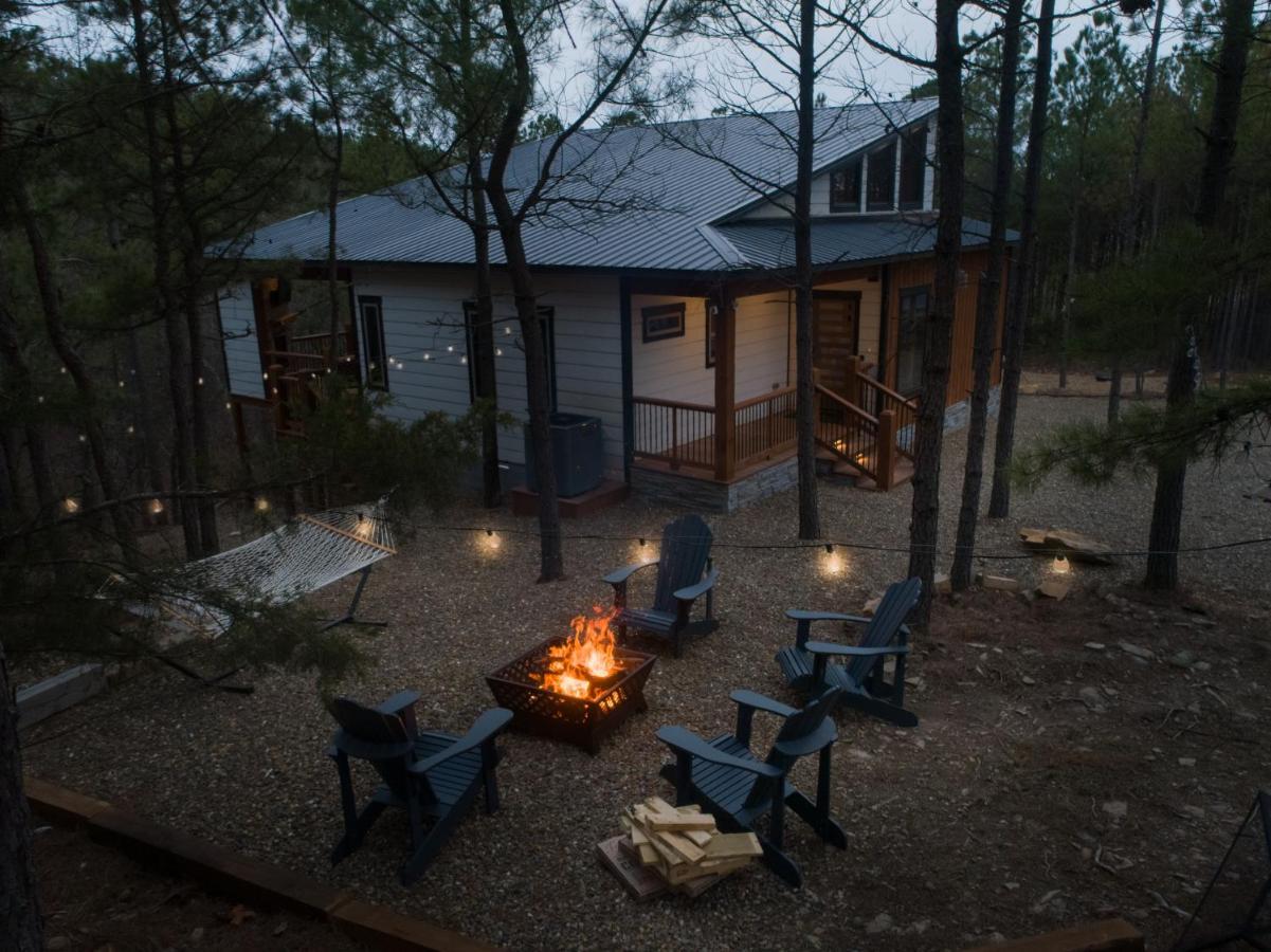 New Luxury Cabin, Hot Tub, Forest Views,Hotel Style Amenities 布罗肯鲍 外观 照片